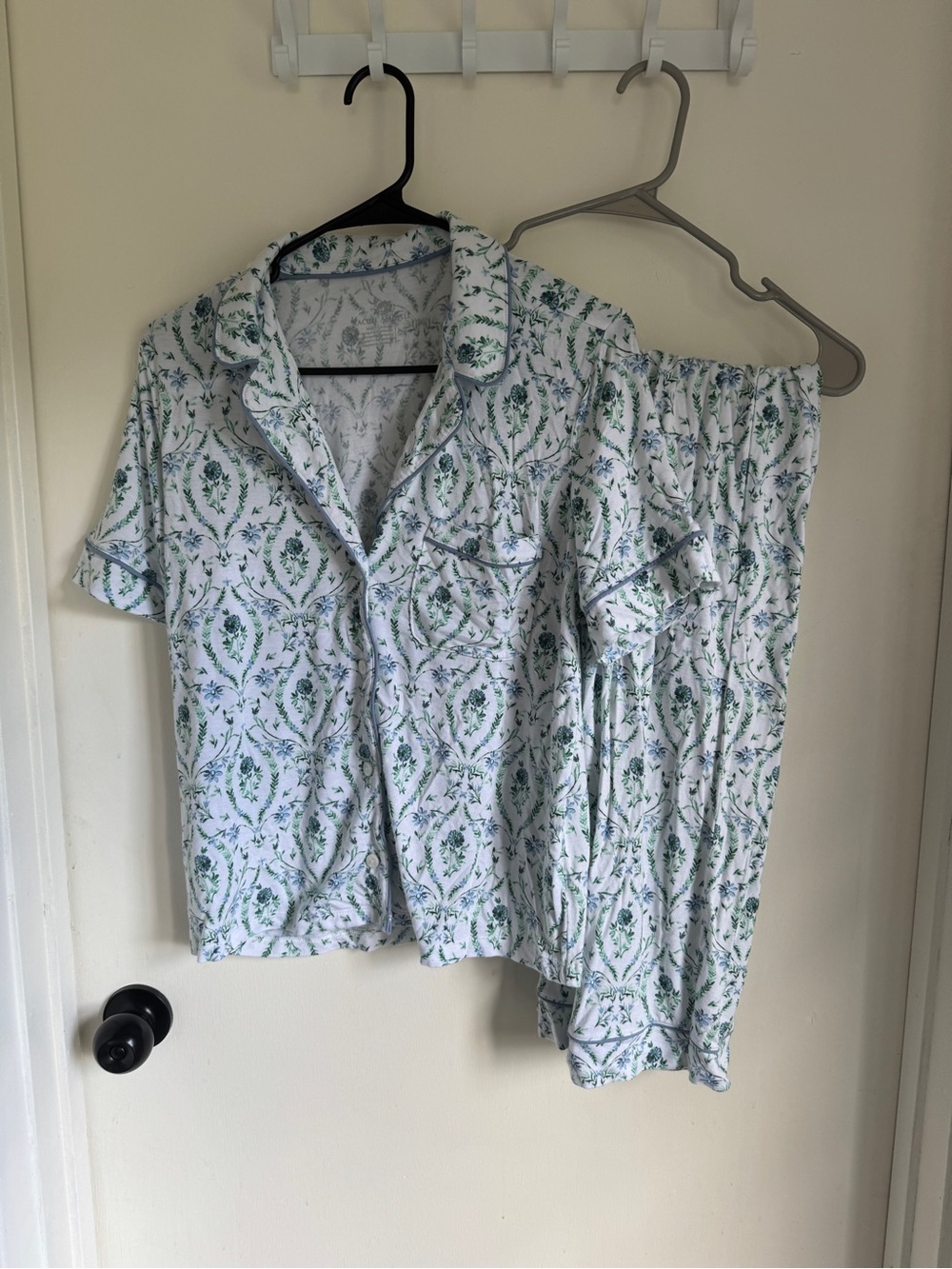 Rachel White & Green Floral Short Sleeve Pajama Set